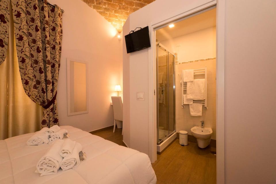 Bathroom, Photo of the whole room