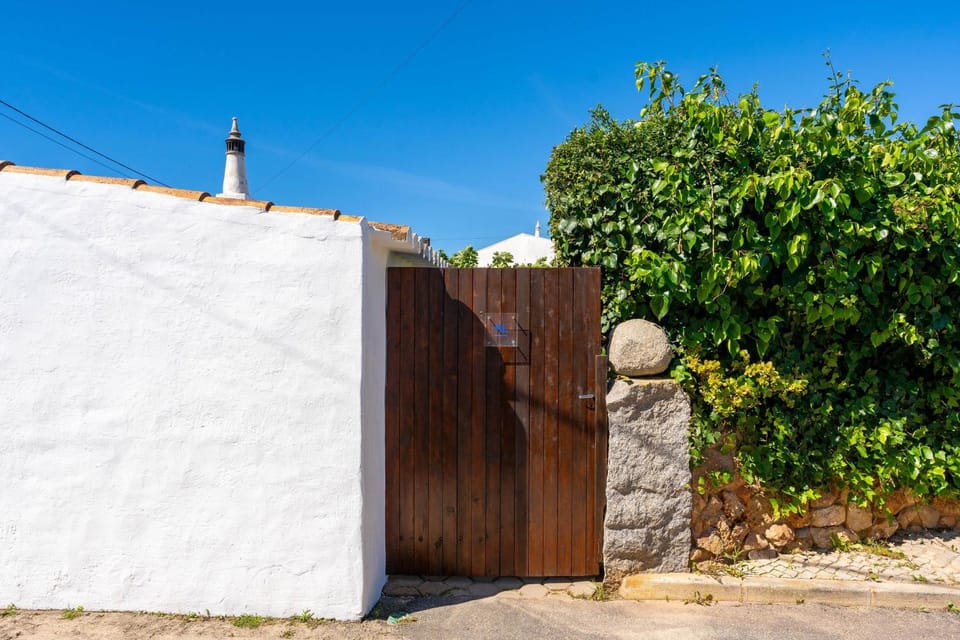 Sagres, Aloha Beach House, 500 meters from Tonel beach House in Sagres