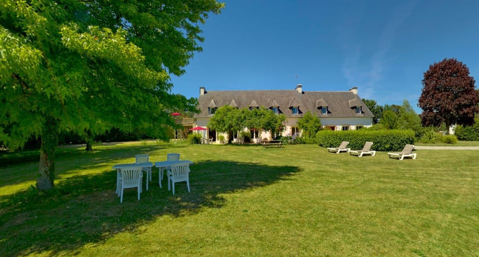 Domaine De Kereven Bed and Breakfast in Finistere