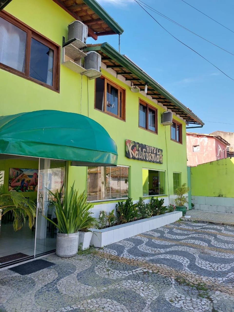 Hotel Kalifornia Hotel in Porto Seguro
