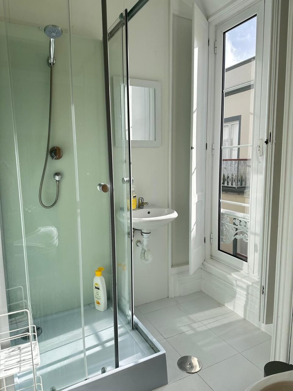 Shower, Bathroom, Bath