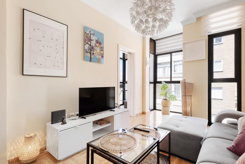 Terrace Relax Apartment. City & Beach Apartment in Malaga