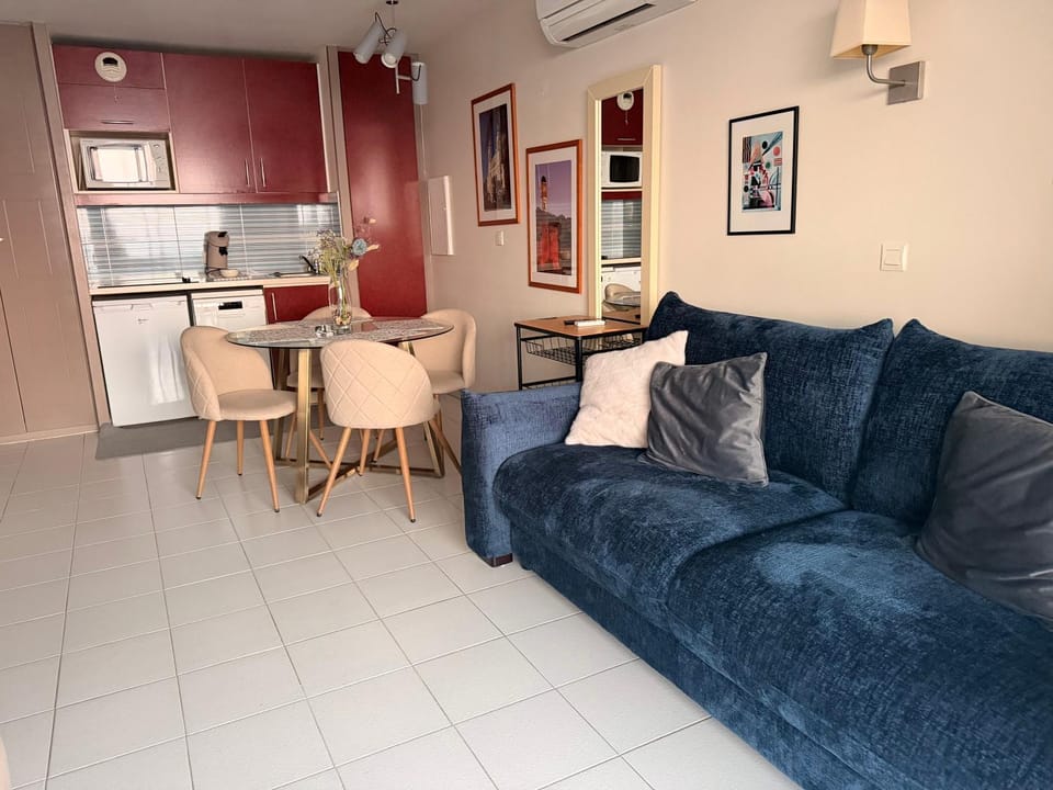 Sunny Home Costa Plana-Monaco -Cap D'Ail Apartment in Cap-d'Ail