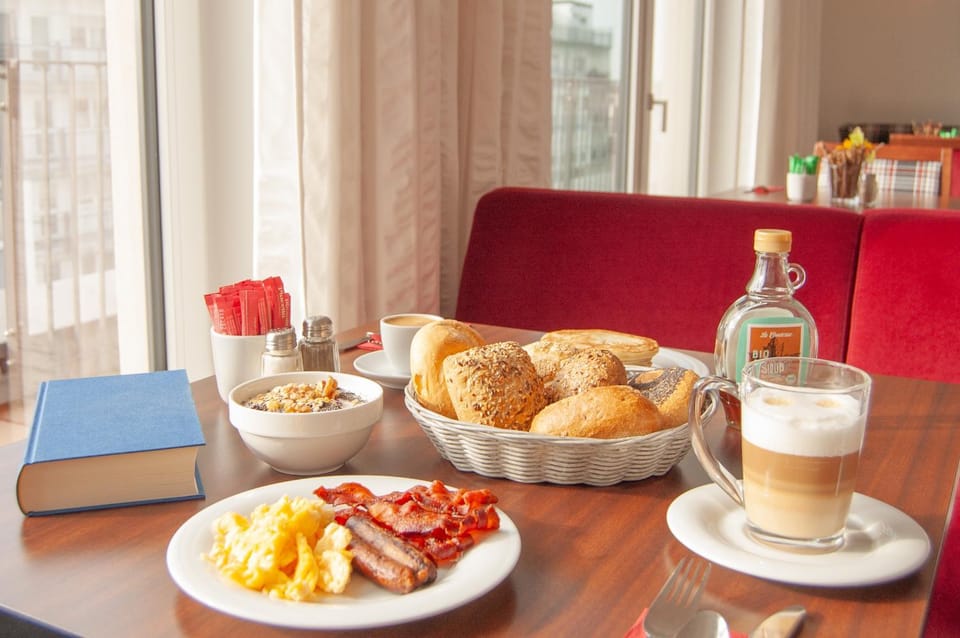 Food and drinks, Food, Breakfast, Buffet breakfast, Drinks