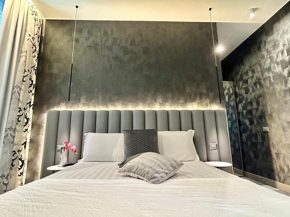 Private Luxury Suites Bed and Breakfast in Rome