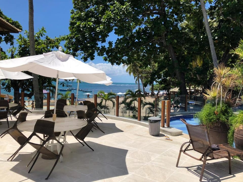 Beach, Swimming pool
