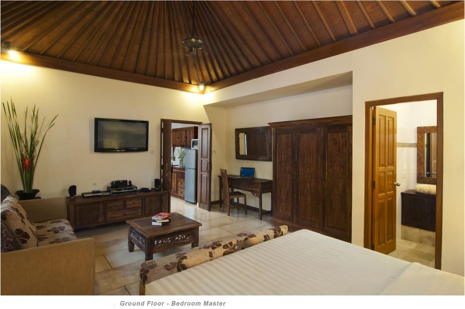 Bathroom, Bedroom