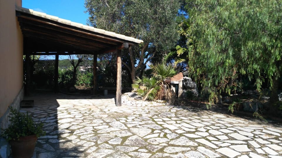 Silva Garden House in Sicily