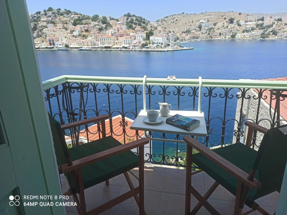 View (from property/room), View (from property/room), Balcony/Terrace, Balcony/Terrace, City view, City view, Landmark view, Landmark view, Sea view, Sea view