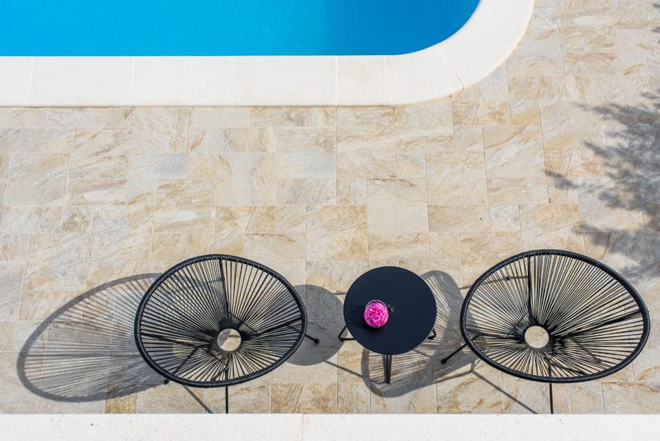 sunbed