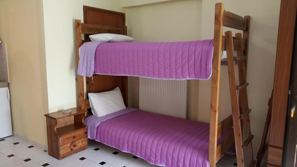 bunk bed