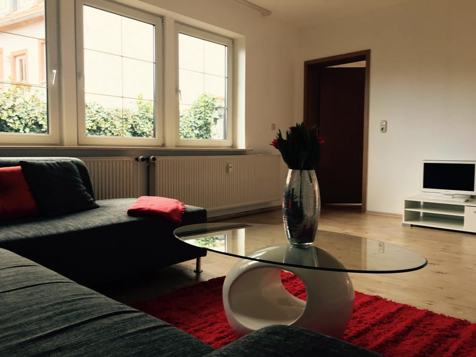 Living room, Photo of the whole room, Seating area
