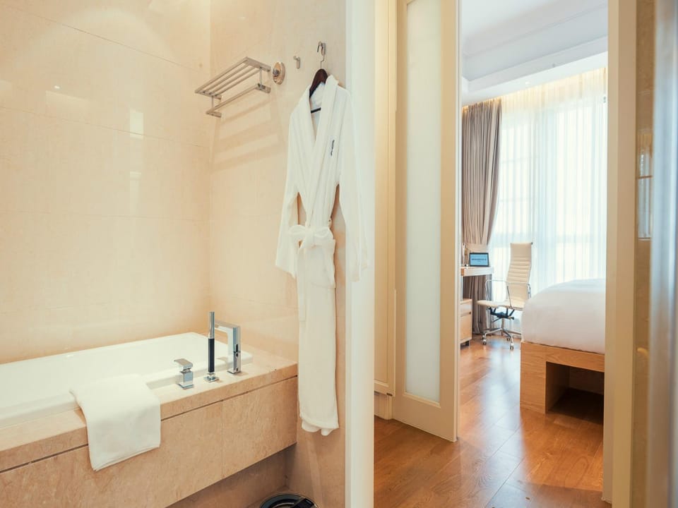 Bathroom, Decorative detail
