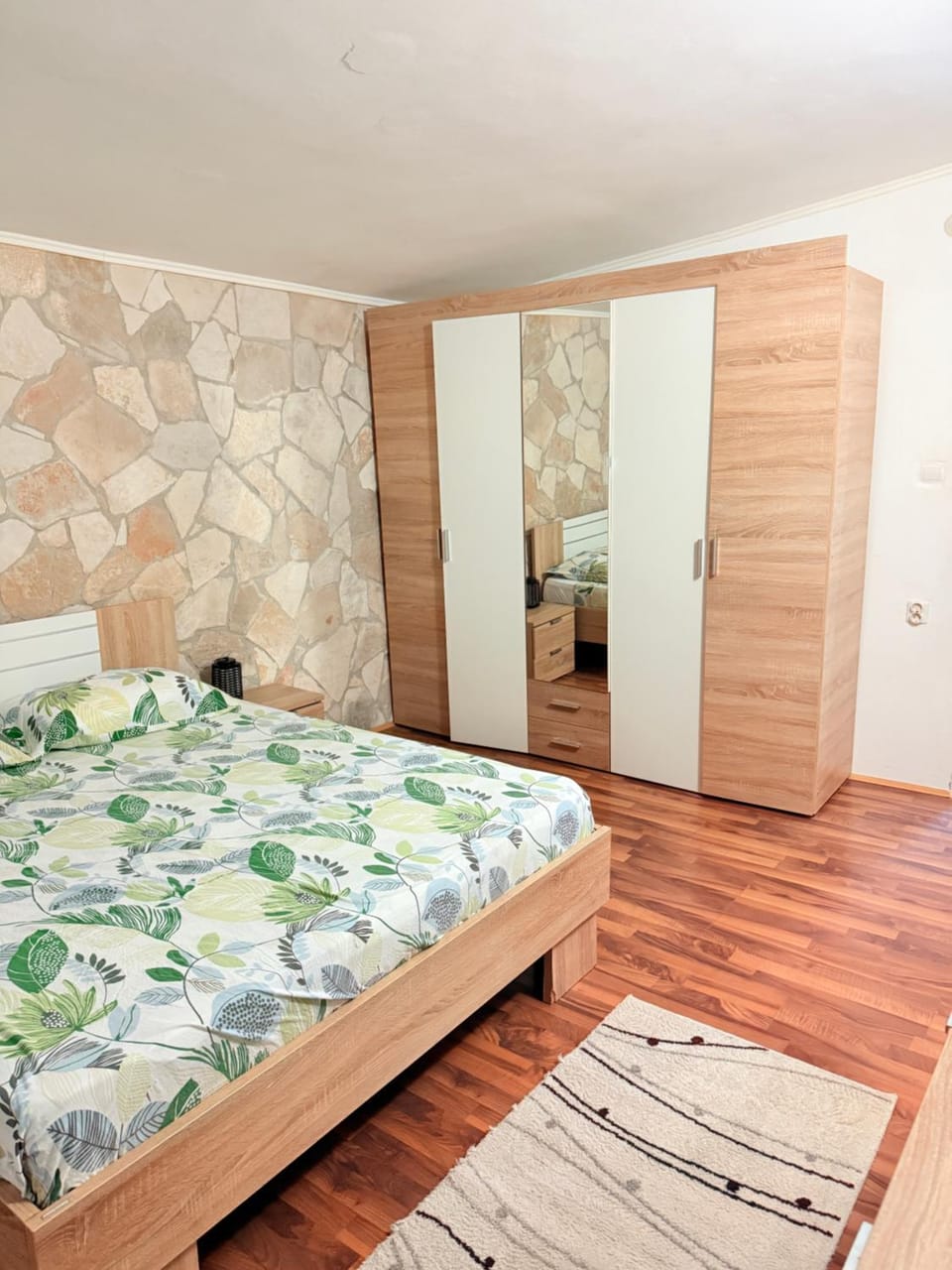Bed, Bedroom, wardrobe