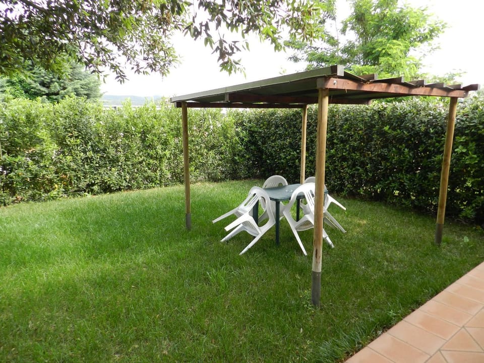 Patio, Garden