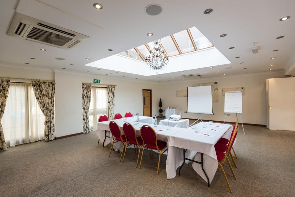 Meeting/conference room
