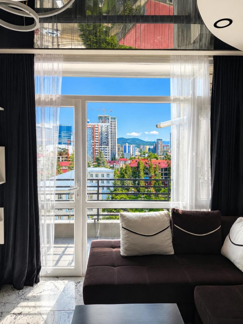 Day, Natural landscape, View (from property/room), Balcony/Terrace, Living room, Seating area, City view