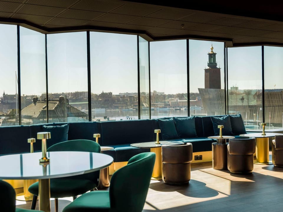Lounge or bar