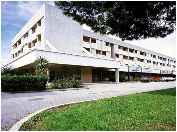 Property building, Facade/entrance