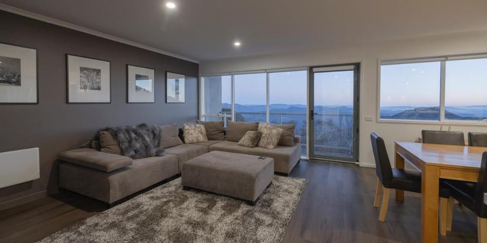 Natural landscape, Living room