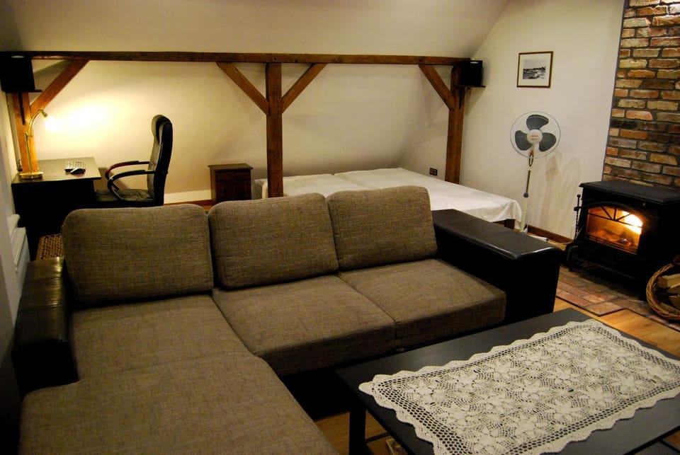 Living room, Photo of the whole room