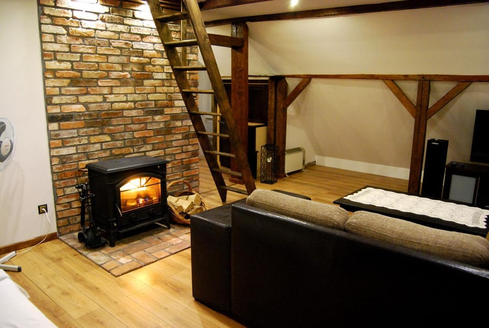 Property building, Living room, Photo of the whole room