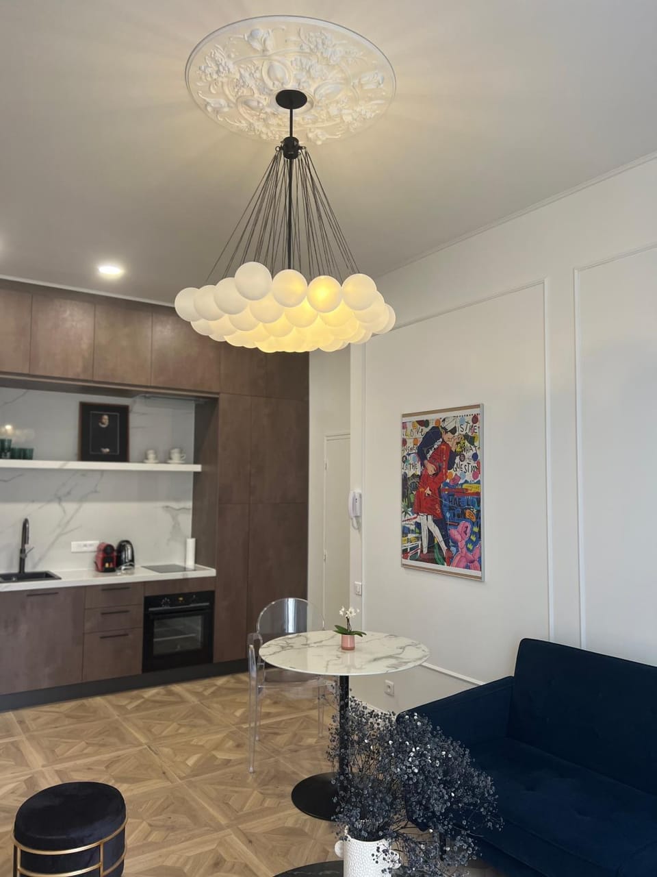 Kitchen or kitchenette, Living room, Dining area