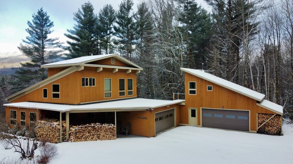 Crossett Hill Lodge House in Moretown
