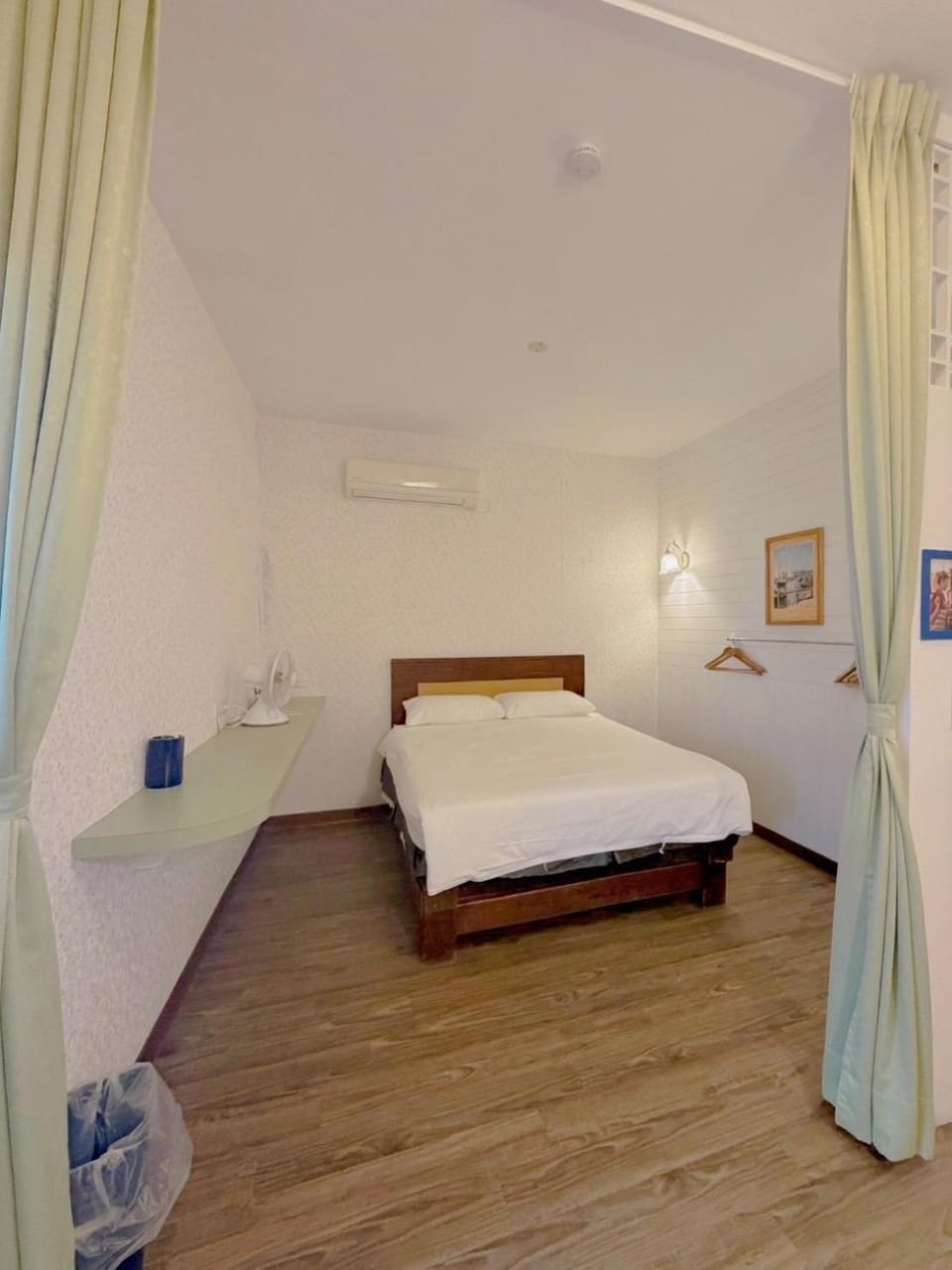 燈塔情人歐風海景民宿 Bed and Breakfast in Hengchun Township