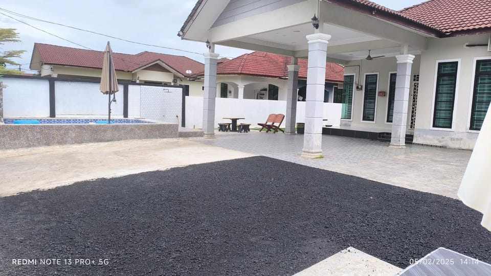 Property building, Patio
