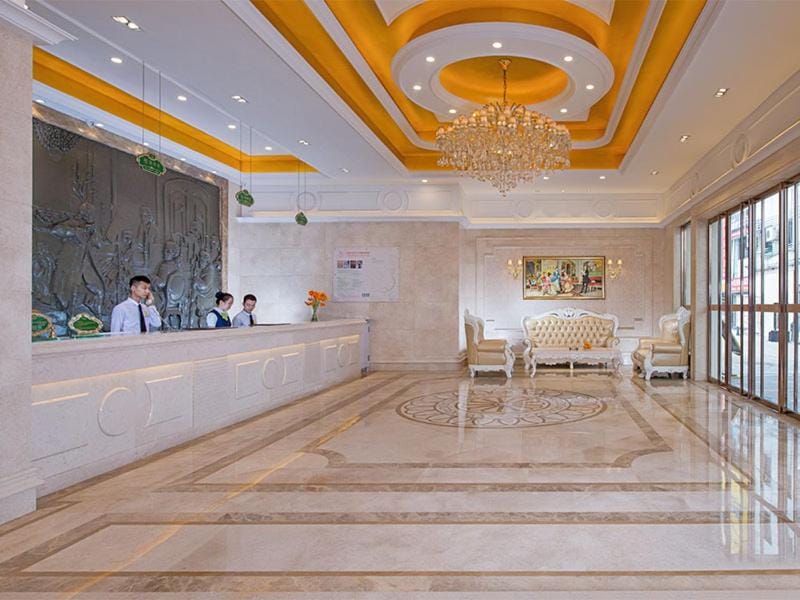 Vienna Hotel Foshan Lecong Furniture Mall Hotel in Guangzhou