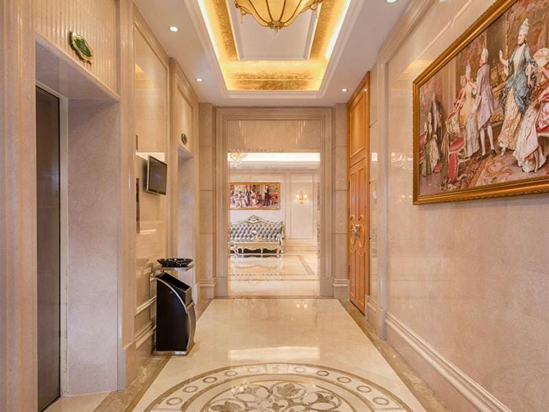 Vienna Hotel Shenzhen Lo Wu Control Point Hotel in Hong Kong