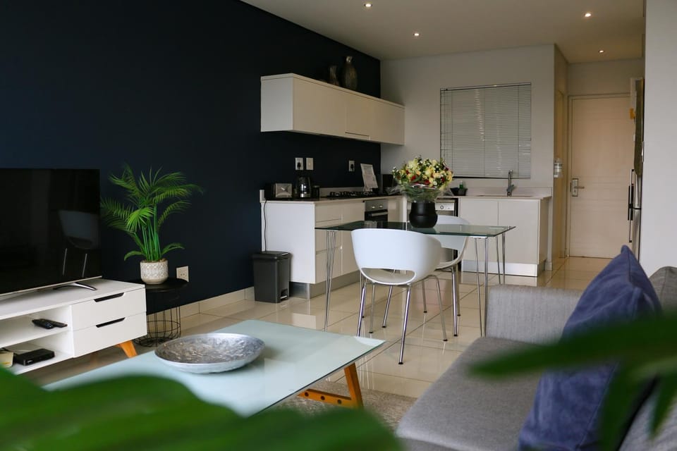 One Hyde Park - Sandton Apartment in Sandton