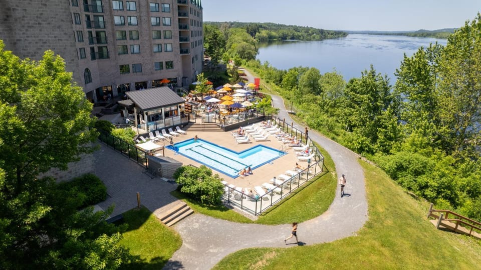 Property building, Swimming pool