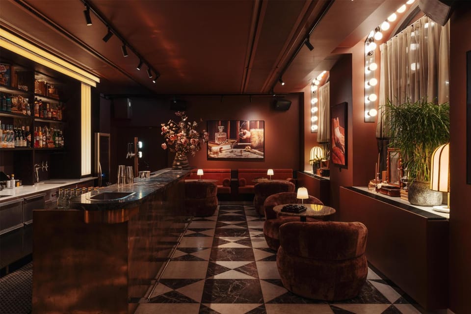 Lounge or bar