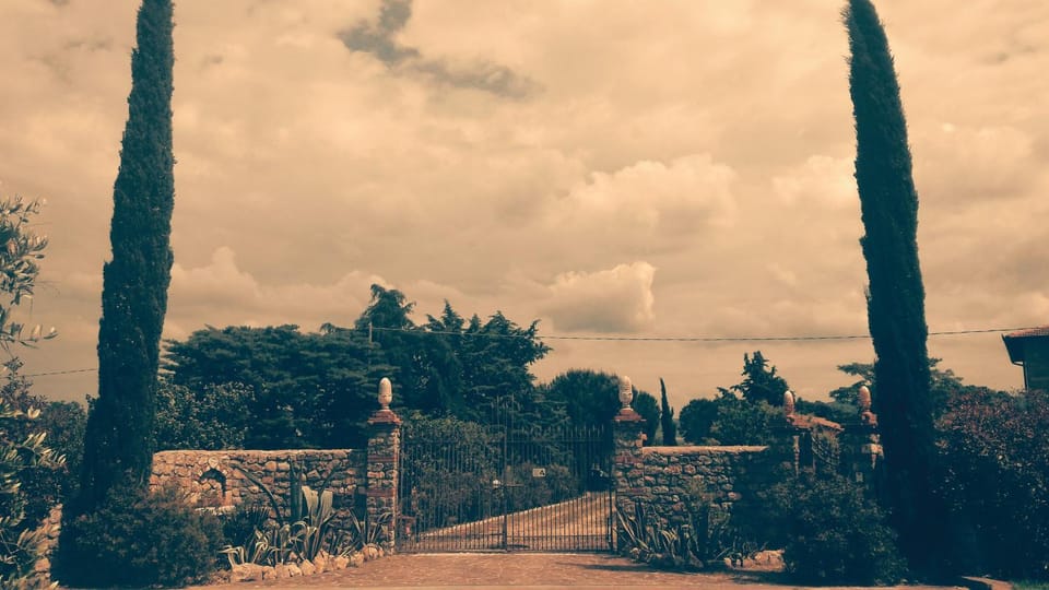 Luna Ridens Farm Stay in Tuscany