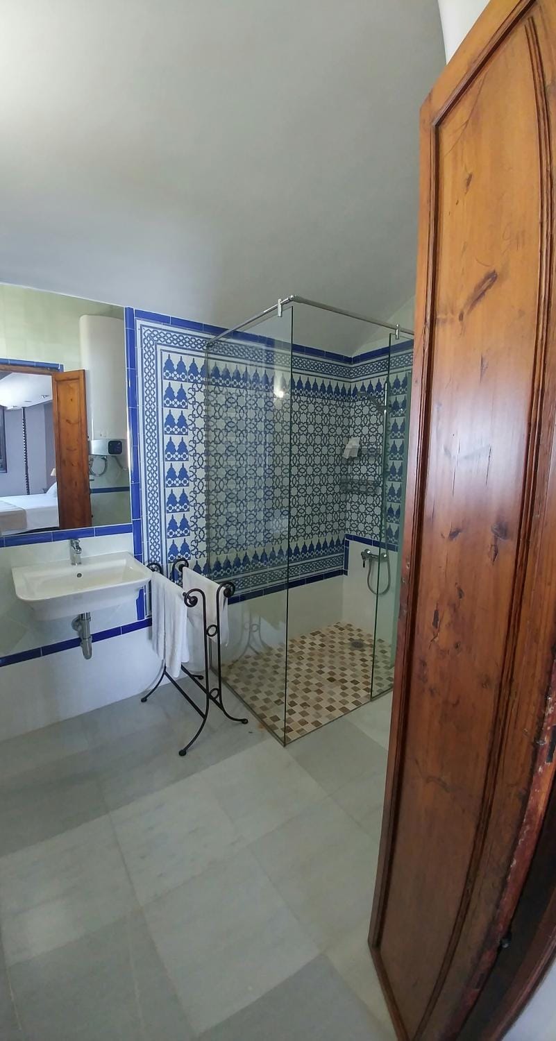 Toilet, Swimming pool