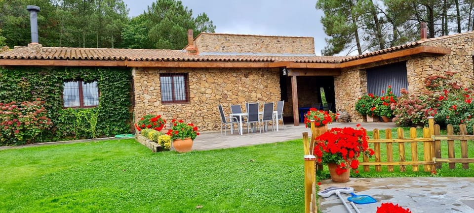 Facade/entrance, Garden, Garden view