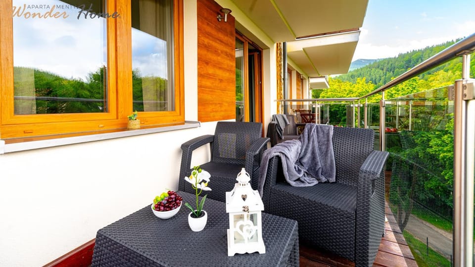 Day, Natural landscape, View (from property/room), Balcony/Terrace, Mountain view