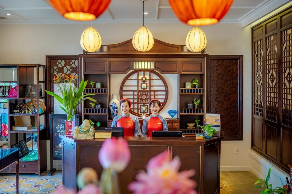 Property building, Lobby or reception