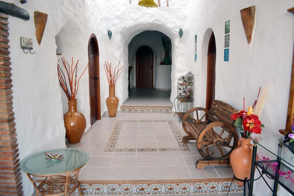 Casas Cueva con piscina y barbacoa Country House in Sierra de Cazorla Comarca