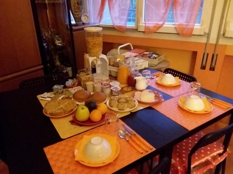 Continental breakfast