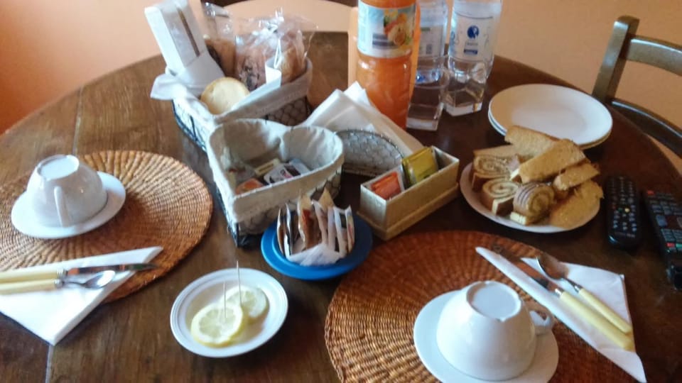 Coffee/tea facilities