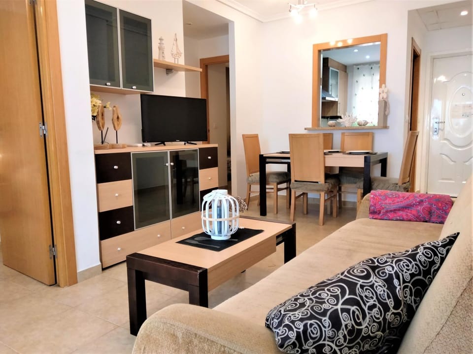 TV and multimedia, Living room, Dining area