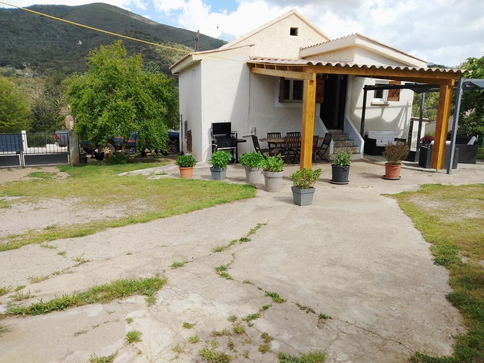 Day, Garden, Balcony/Terrace