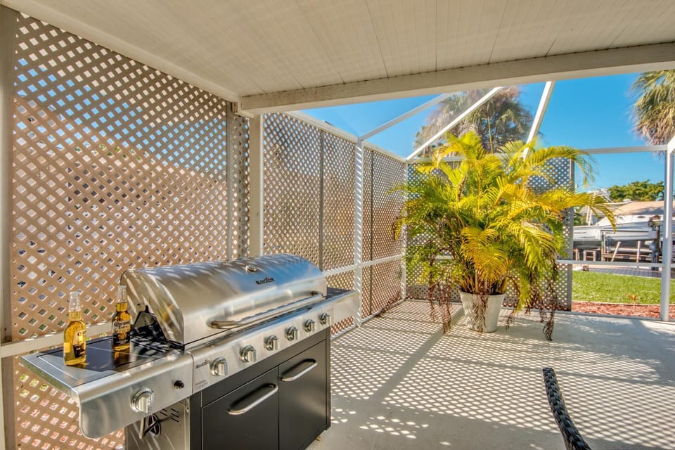 Patio, BBQ facilities, Garden, Dining area