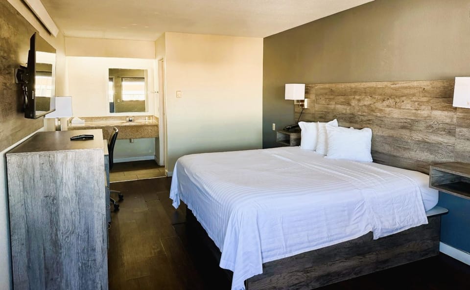 Travelodge by Wyndham South Holland Hotel in East Hazel Crest