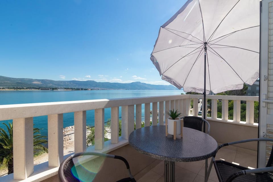 Balcony/Terrace, Seating area, Sea view