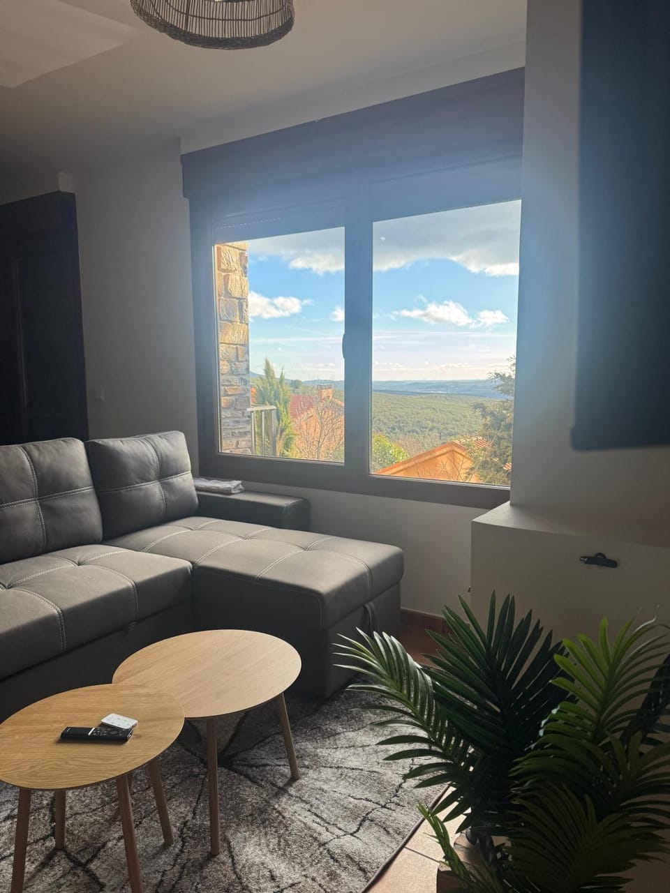 Living room, City view, Garden view, Mountain view