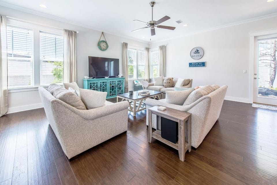 Chalet Mer House in South Walton County